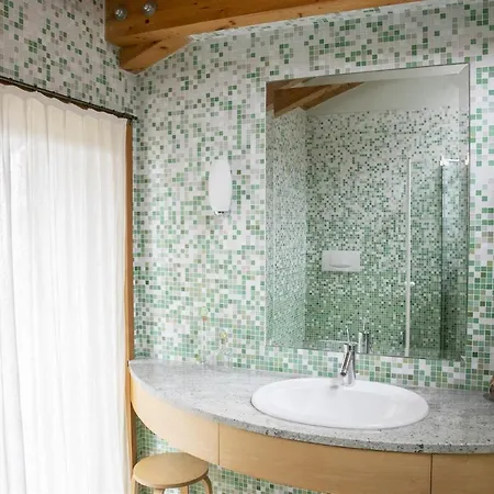 Iseolakerental - Dossello Villa *