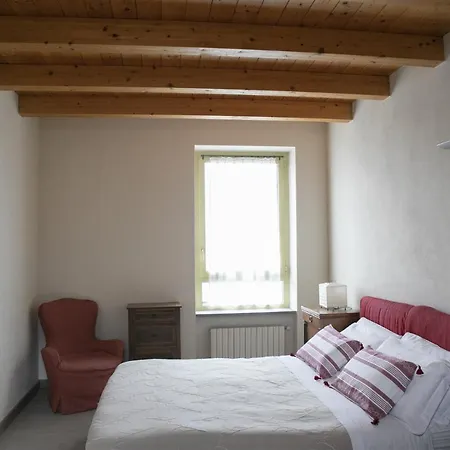 Villa Iseolakerental - Dossello